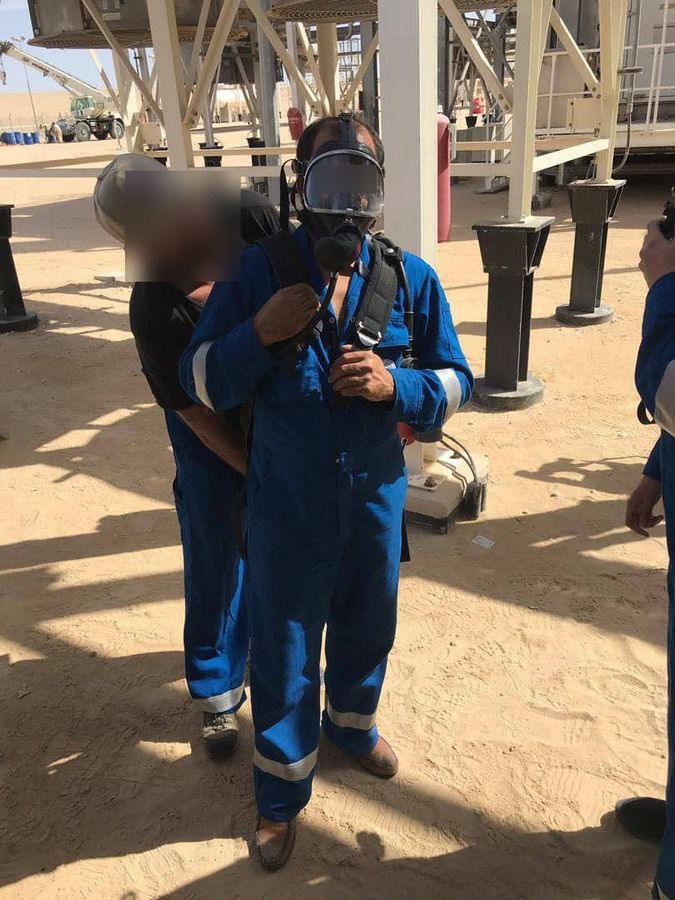 Safety training: full-face breathing mask